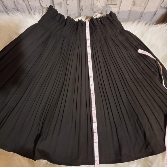 Zara Black Pleated Mini Skirt Host pick!!!! - Picture 15 of 16